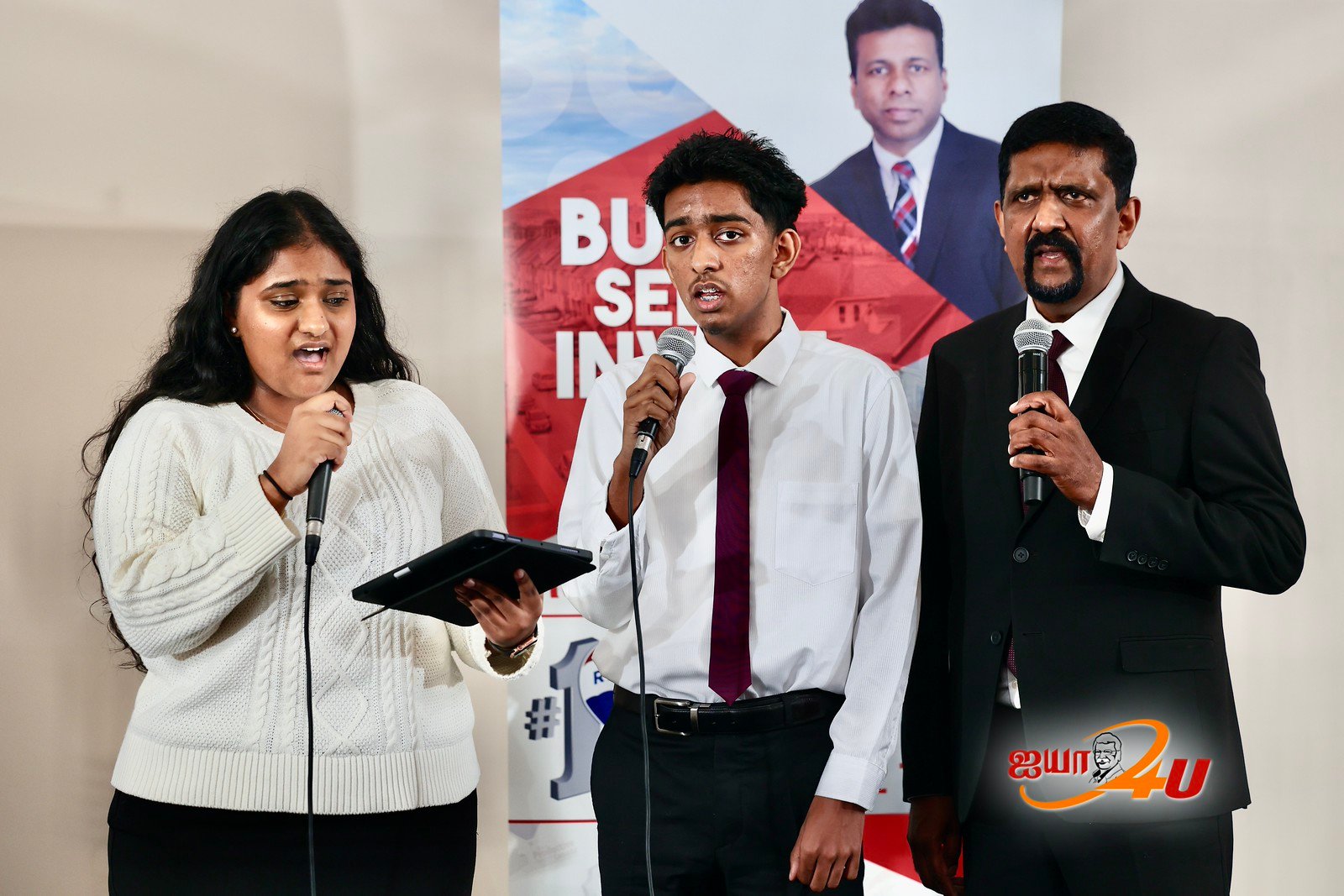 iyah4u-JEYA7606-X3.jpg